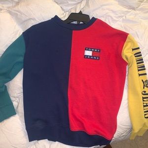 Extra Small Tommy Hilfiger color block crew neck
